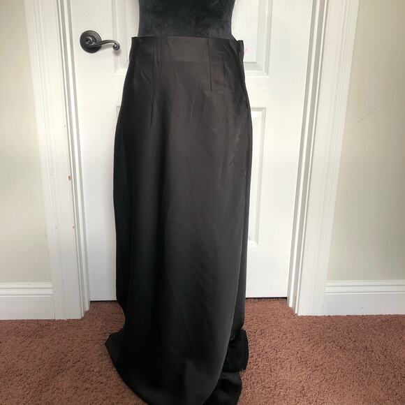 Commense‎ Womens Maxi Skirt Size Medium Black Satin Stretch High Waisted Pull On - Picture 1 of 8